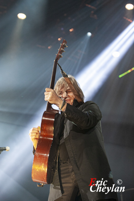 Jean-Louis Aubert, Accor Arena (Paris), 28 novembre 2011, © Eric Cheylan / https://lovinglive.fr