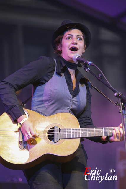 Mell, FNAC Indétendances (Paris), 8 aout 2009, © Eric Cheylan / https://lovinglive.fr