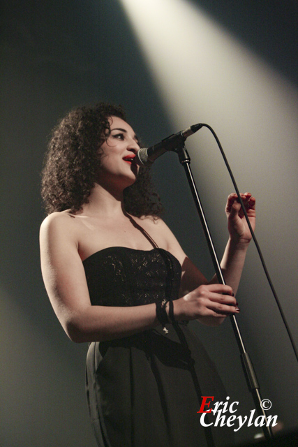 Camélia Jordana, Le Trianon (Paris), 6 avril 2011, © Eric Cheylan / https://lovinglive.fr