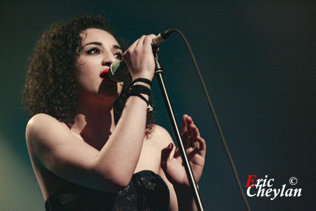 Camélia Jordana, Le Trianon (Paris), 6 avril 2011, © Eric Cheylan / https://lovinglive.fr