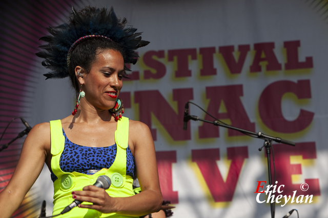 La Yegros, FNAC Live, Place de l'Hôtel de Ville (Paris), 19 juillet 2013, © Eric Cheylan / https://lovinglive.fr