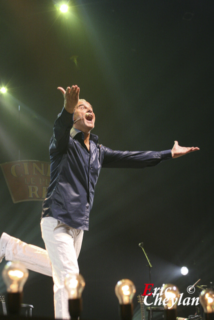 Michel Fugain, Olympia (Paris), 5 octobre 2007, © Eric Cheylan / https://lovinglive.fr