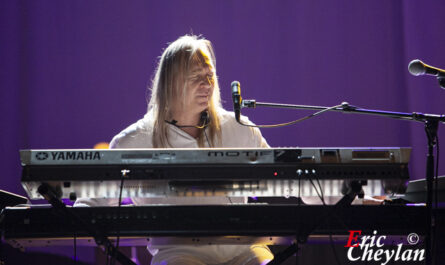 Deep Forest, Le Grand Rex (Paris), 3 octobre 2011, © Eric Cheylan / https://lovinglive.fr