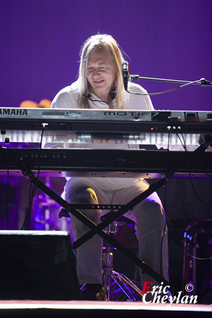 Deep Forest, Le Grand Rex (Paris), 3 octobre 2011, © Eric Cheylan / https://lovinglive.fr