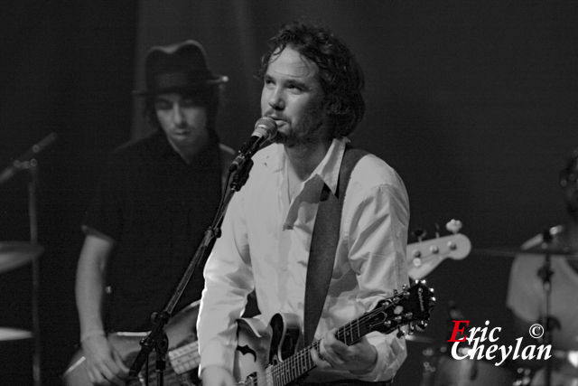 Kevin Drew, La Cigale (Paris), 8 octobre 2007, © Eric Cheylan / https://lovinglive.fr