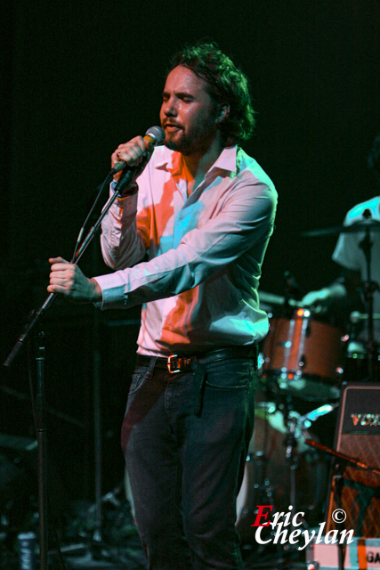 Kevin Drew, La Cigale (Paris), 8 octobre 2007, © Eric Cheylan / https://lovinglive.fr