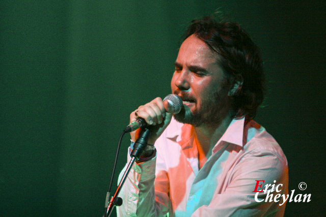 Kevin Drew, La Cigale (Paris), 8 octobre 2007, © Eric Cheylan / https://lovinglive.fr